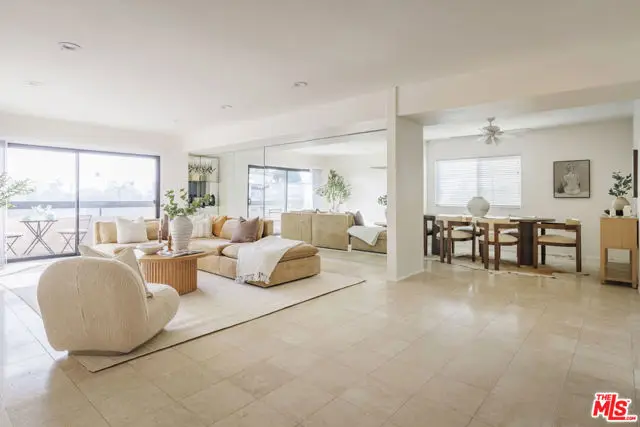 4829 Whitsett Avenue #301, Valley Village, CA 91607 - #3