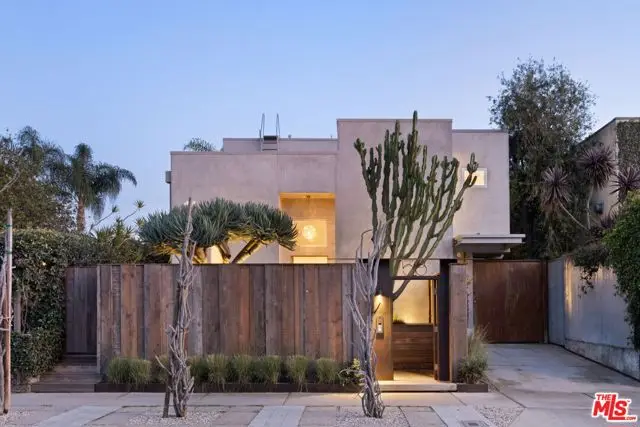 518 Sunset Avenue, Venice, CA 90291 - Image #1