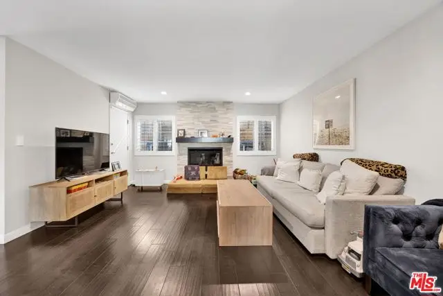 5020 Tilden Avenue #A, Sherman Oaks, CA 91423 - #3