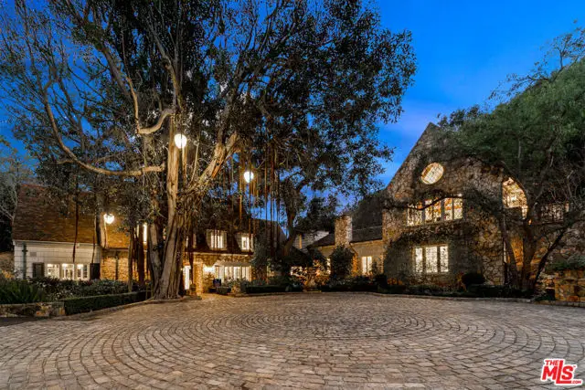 9631 Cedarbrook Drive, Beverly Hills, CA 90210 - #2