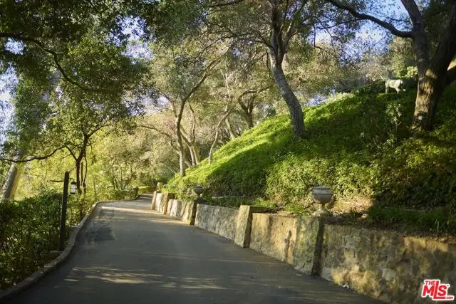 9631 Cedarbrook Drive, Beverly Hills, CA 90210 - #3