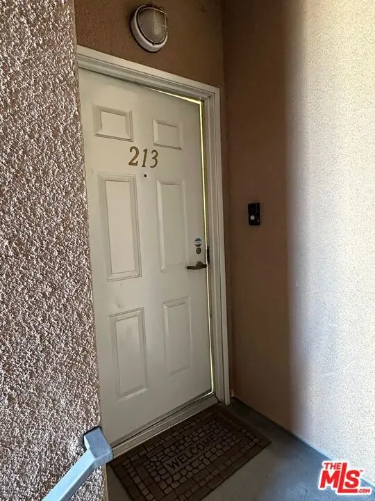 Address Withheld By Seller, Tarzana, CA 91356 - Image #2