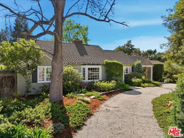 11122 Valley Spring Lane, Studio City, CA 91602 - Image #1