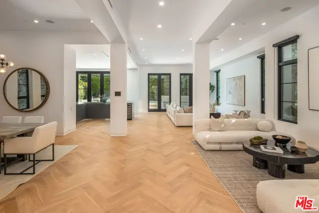 636 N Kilkea Drive, Los Angeles, CA 90048 - Image #1