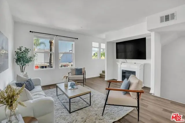 659 S A Street, Oxnard, CA 93030 - Image #2