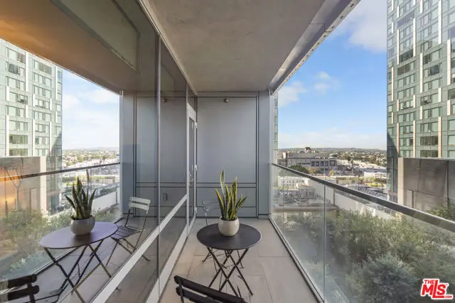 877 Francisco Street #1116, Los Angeles, CA 90017 - #2