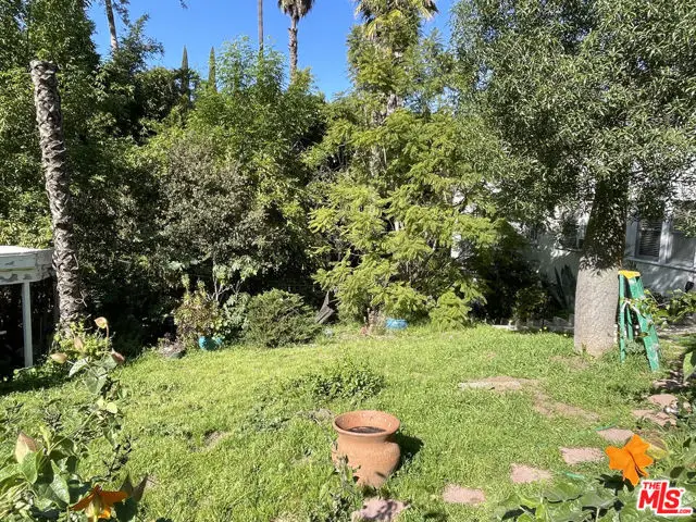 3754 Fredonia Drive, Los Angeles, CA 90068 - Image #3