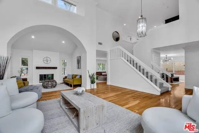 3225 Futura, Thousand Oaks, CA 91362 - #2