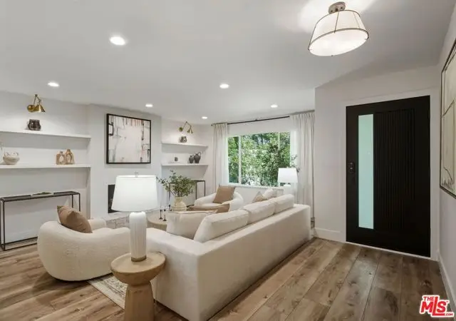 4615 Orange Knoll Avenue, La Canada Flintridge, CA 91011 - Image #3