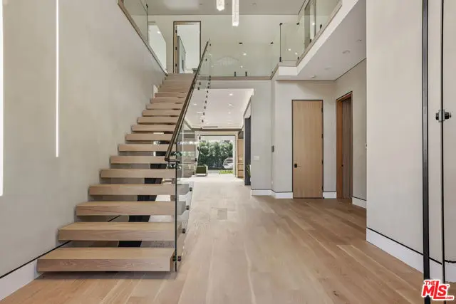 12952 Huston Street, Sherman Oaks, CA 91423 - #3