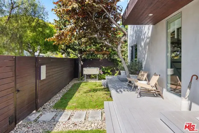 2904 Beach Avenue, Venice, CA 90291 - #2