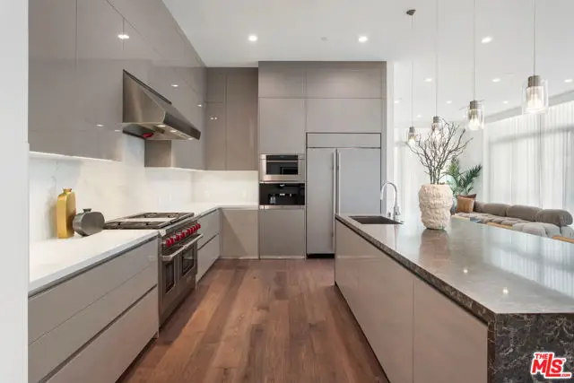 425 N Palm Drive #502, Beverly Hills, CA 90210 - #2