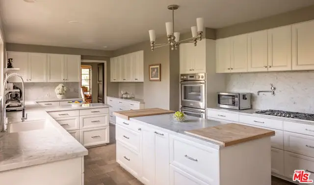 200 Fern Drive, Pasadena, CA 91105 - #2