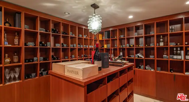 200 Fern Drive, Pasadena, CA 91105 - #3