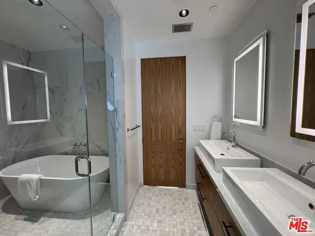 212 Bay Street #103, Santa Monica, CA 90405 - Image #3