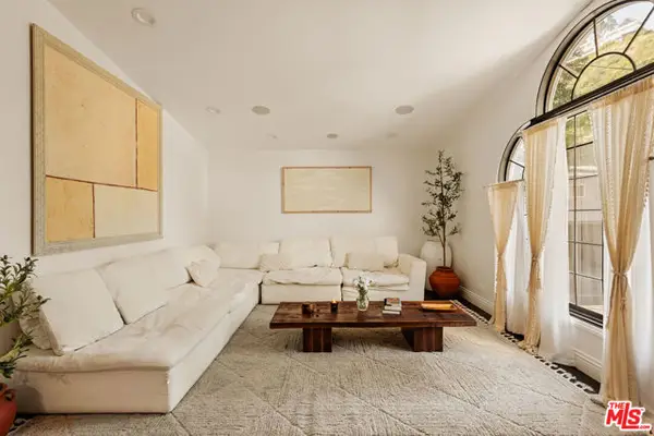 1110 N Beverly Glen Boulevard, Los Angeles, CA 90077