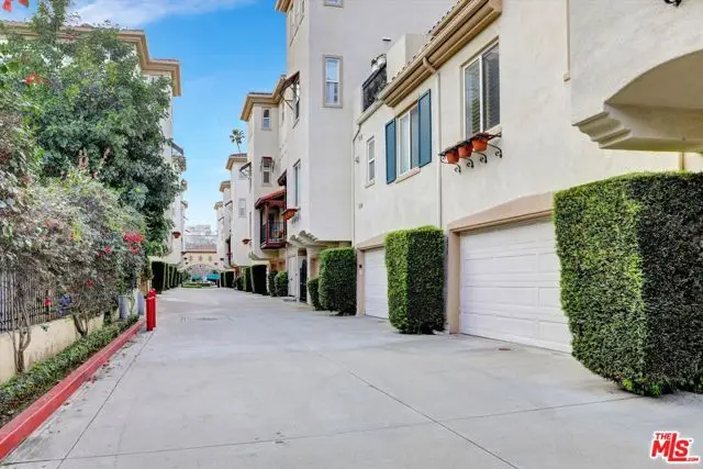 630 E Walnut Street, Pasadena, CA 91101 - #1