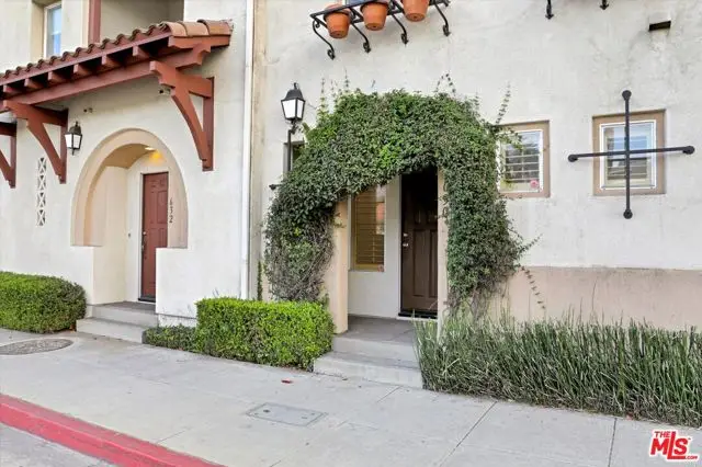 630 E Walnut Street, Pasadena, CA 91101 - #2