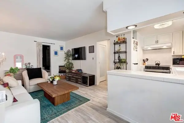 8155 Manitoba Street #12, Playa Del Rey (los Angeles), CA 90293