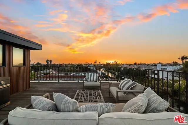 442 Sherman Canal, Venice, CA 90291 - #2