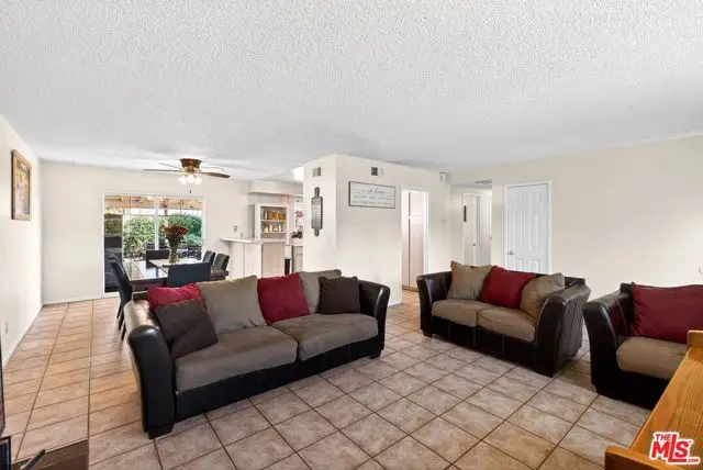 10442 Alabama Avenue, Chatsworth, CA 91311 - #3