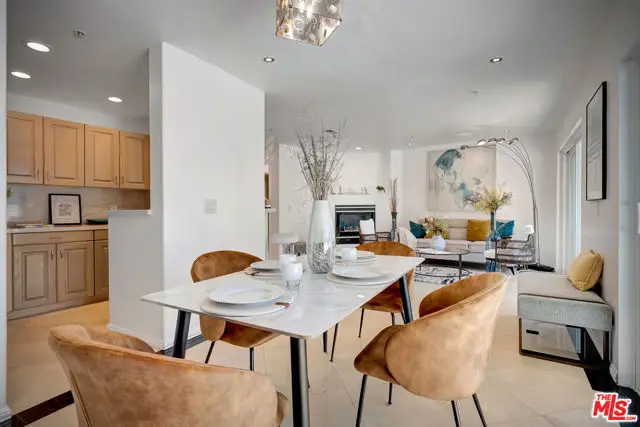 650 Kelton Avenue #301, Los Angeles, CA 90024 - Image #2