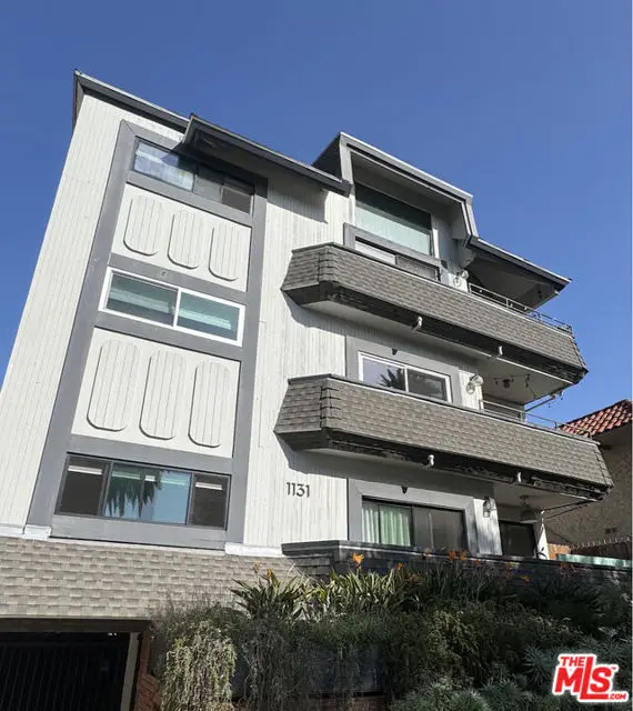 1131 12th Street #104, Santa Monica, CA 90403 - Image #1
