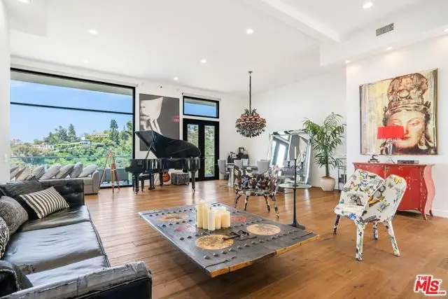 1441 Summitridge Drive, Beverly Hills, CA 90210 - Image #3