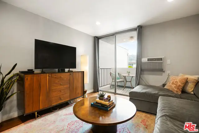 625 N Flores Street #307, West Hollywood, CA 90048 - #2