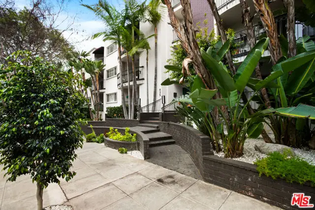 625 N Flores Street #307, West Hollywood, CA 90048 - #3