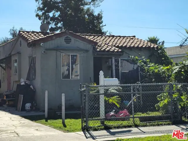 666 W 62nd Street, Los Angeles, CA 90044 - #1