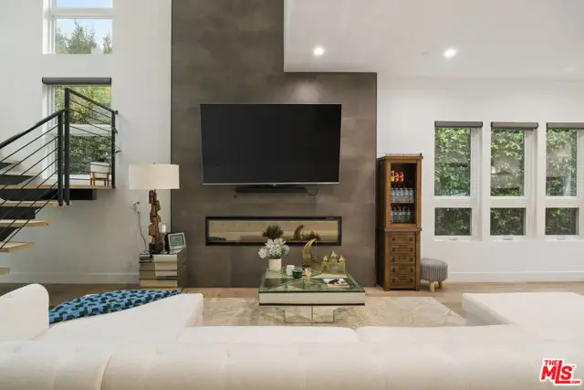 4203 Berryman Avenue, Culver City, CA 90066 - #2