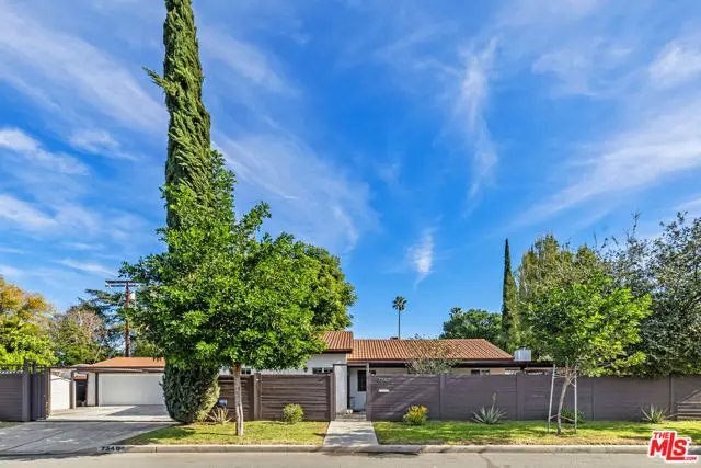 7340 Farralone Avenue, Canoga Park, CA 91303 - #3
