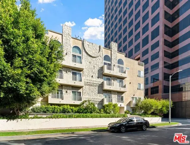 1160 Granville Avenue #108, Los Angeles, CA 90049 - #3