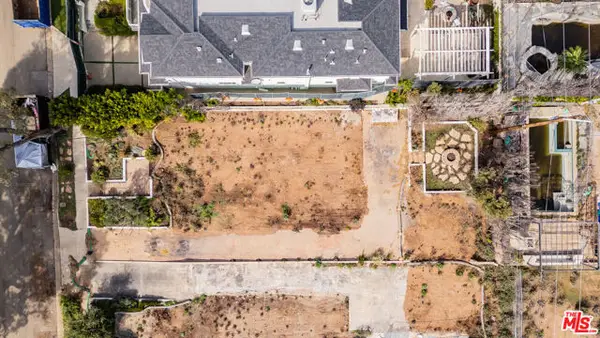 1142 Hartzell Street, Pacific Palisades (los Angeles), CA 90272