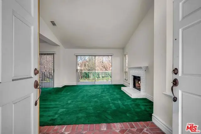 455 Kennerick Lane, Simi Valley, CA 93065 - #2