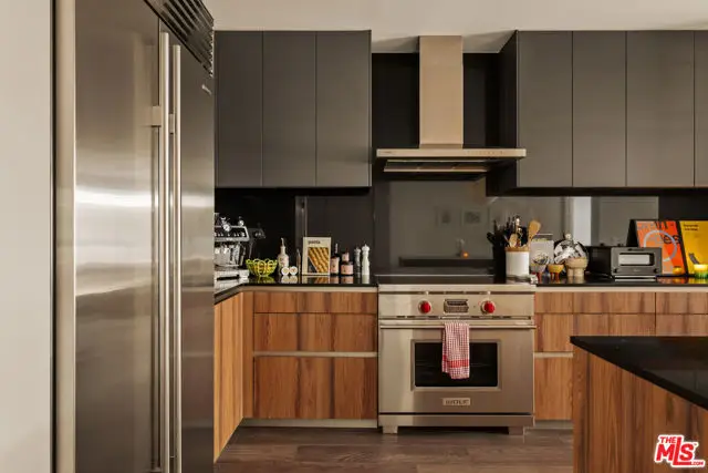 728 N Sweetzer Avenue #212, West Hollywood, CA 90069 - #2