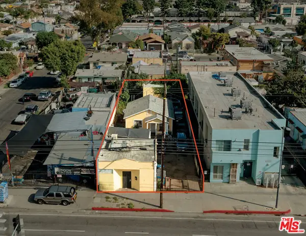 6804 S Hoover Street, Los Angeles, CA 90044