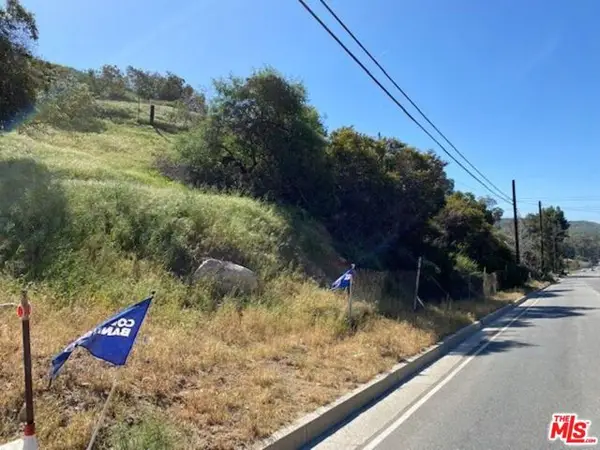 10100 Sunland Blvd, Burbank, CA 91040