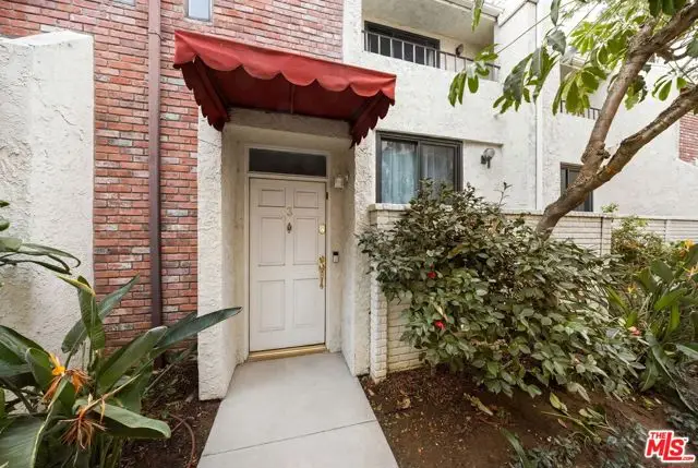 6540 Hayvenhurst Avenue #3, Van Nuys, CA 91406 - #3