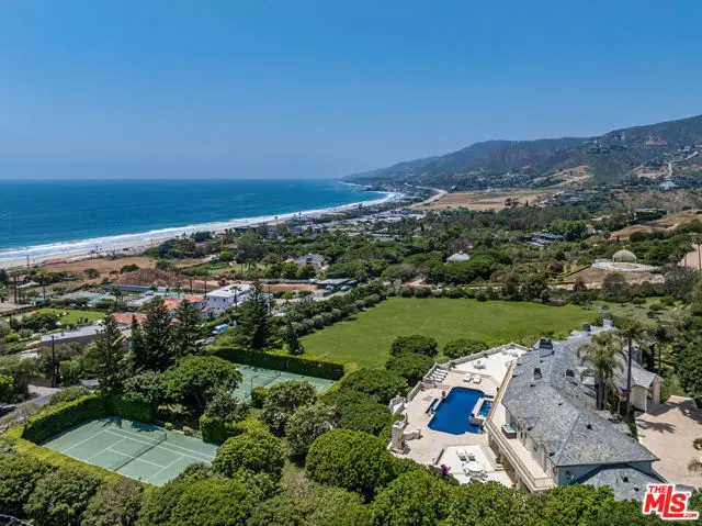 6051 Philip Avenue, Malibu, CA 90265 - #2