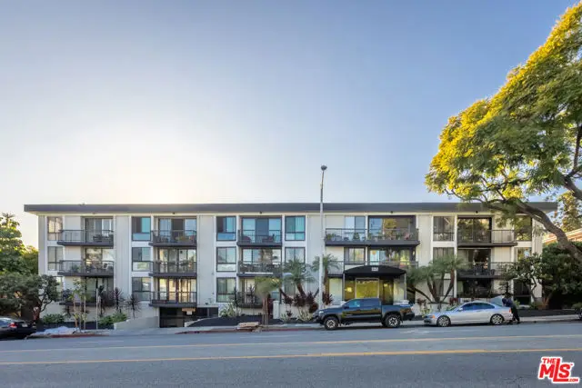 1351 N Crescent Heights Boulevard #111, West Hollywood, CA 90046 - #1