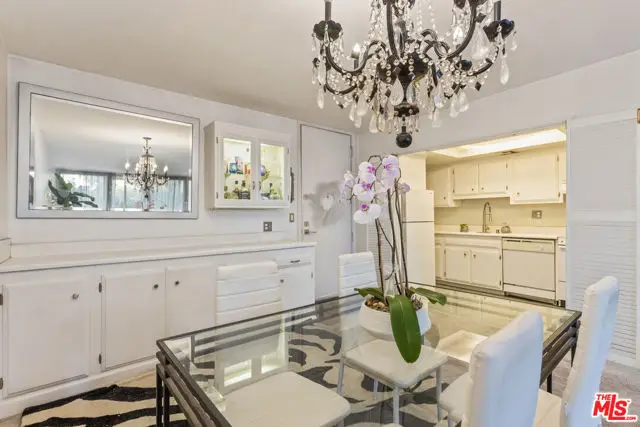 1351 N Crescent Heights Boulevard #111, West Hollywood, CA 90046 - #2