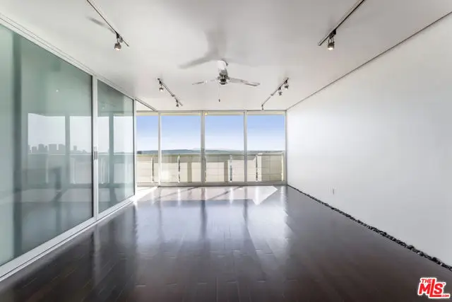 8787 Shoreham Drive #610, West Hollywood, CA 90069 - #3