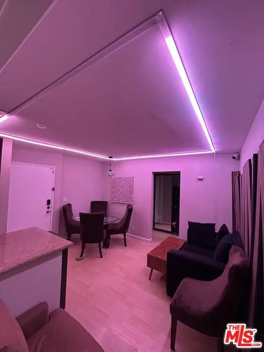 320 S Ardmore Avenue #325, Los Angeles, CA 90020