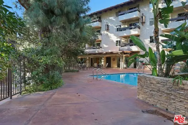 2700 Cahuenga Boulevard #2216, Los Angeles, CA 90068