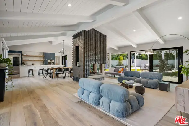 8400 Mulholland Drive, Los Angeles, CA 90046 - #2