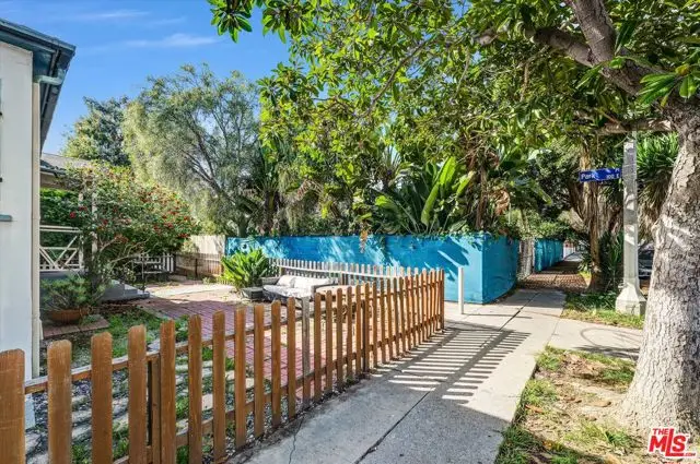 134 Park Place, Venice, CA 90291 - #2