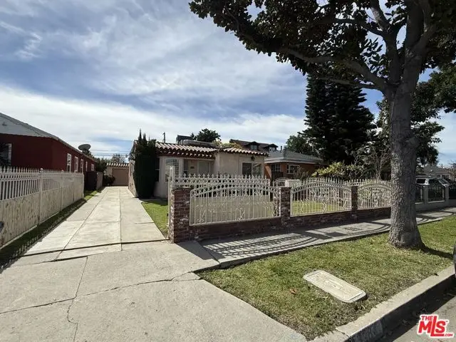 3284 Cherokee Avenue, South Gate, CA 90280 - #3