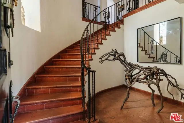 200 S Mansfield Avenue, Los Angeles, CA 90036 - #2